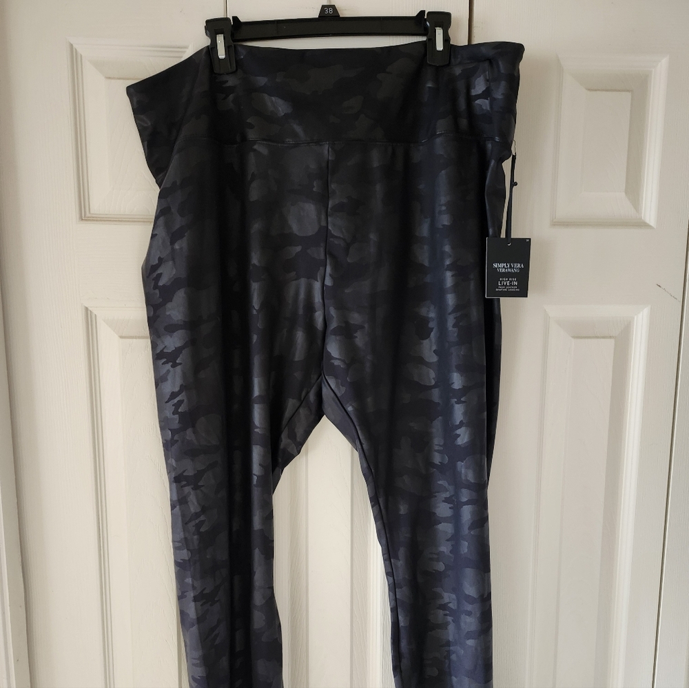 Simply Vera Vera Wang Black Faux Leather Leggings